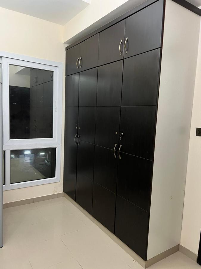 Grand Pearl Hostel For Boys Дубай Экстерьер фото